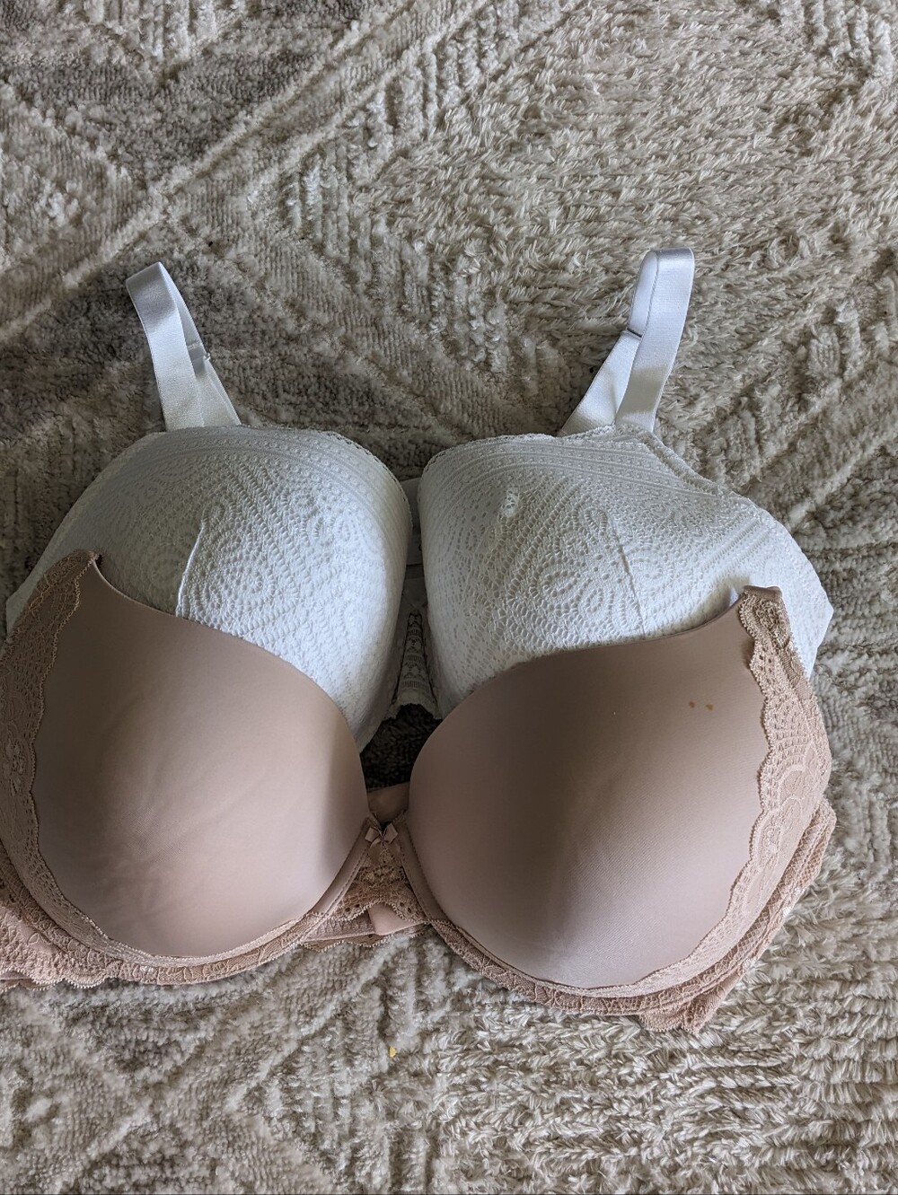 Torrid And Cacique 46DD Women’s Lace-Trim T-Shirt Bra - Nude and White